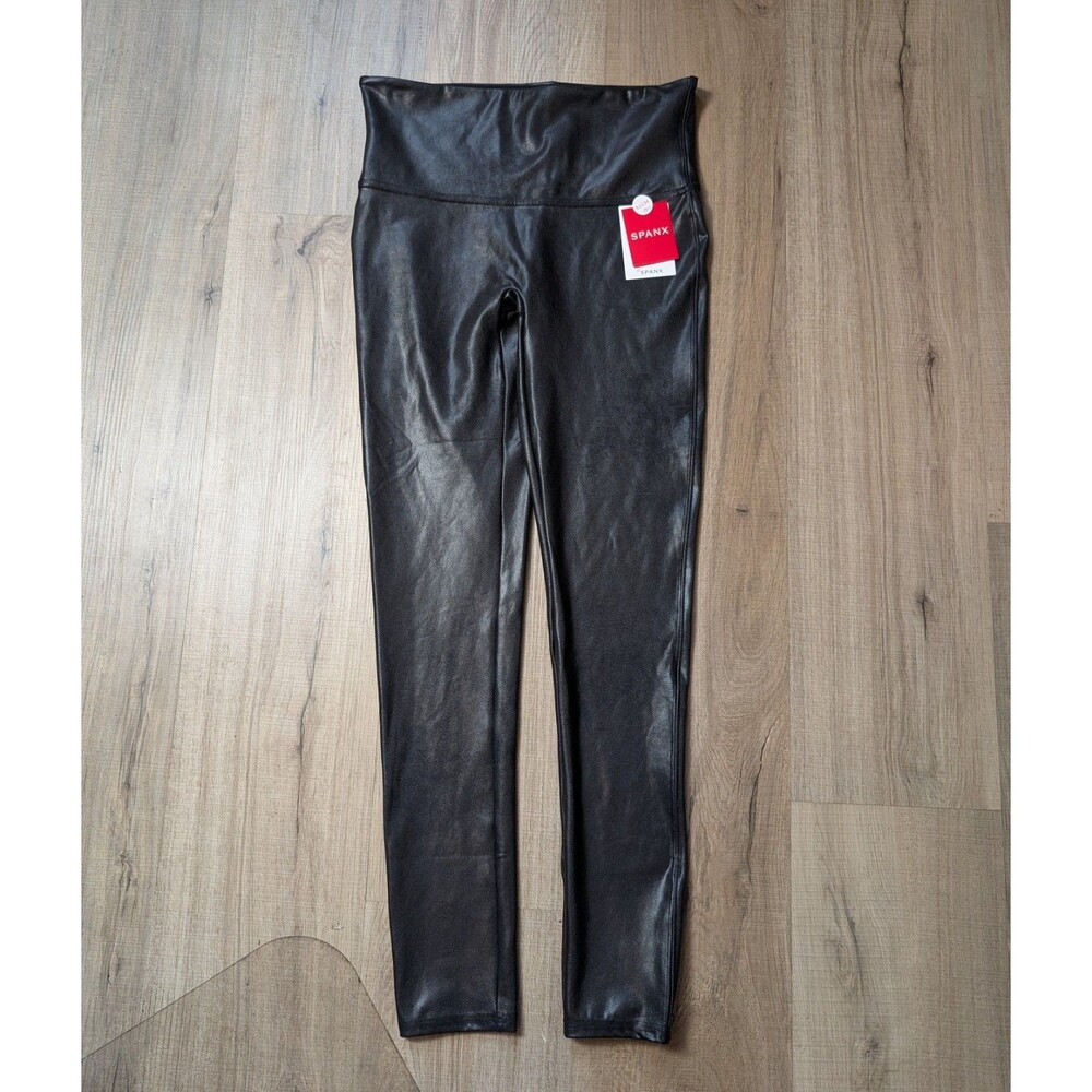 NWT Spanx Size M Petite Faux Leather Legging Black Pull On Compression 98$ - Picture 3 of 12